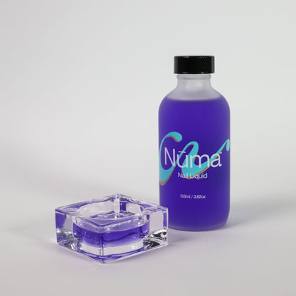 Nūma Nūma low-odor performance nail liquid by Calyx London