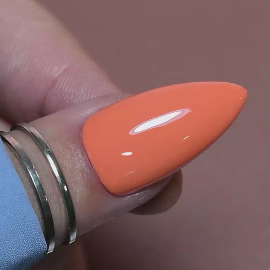 calyx london apricot glow gel polish