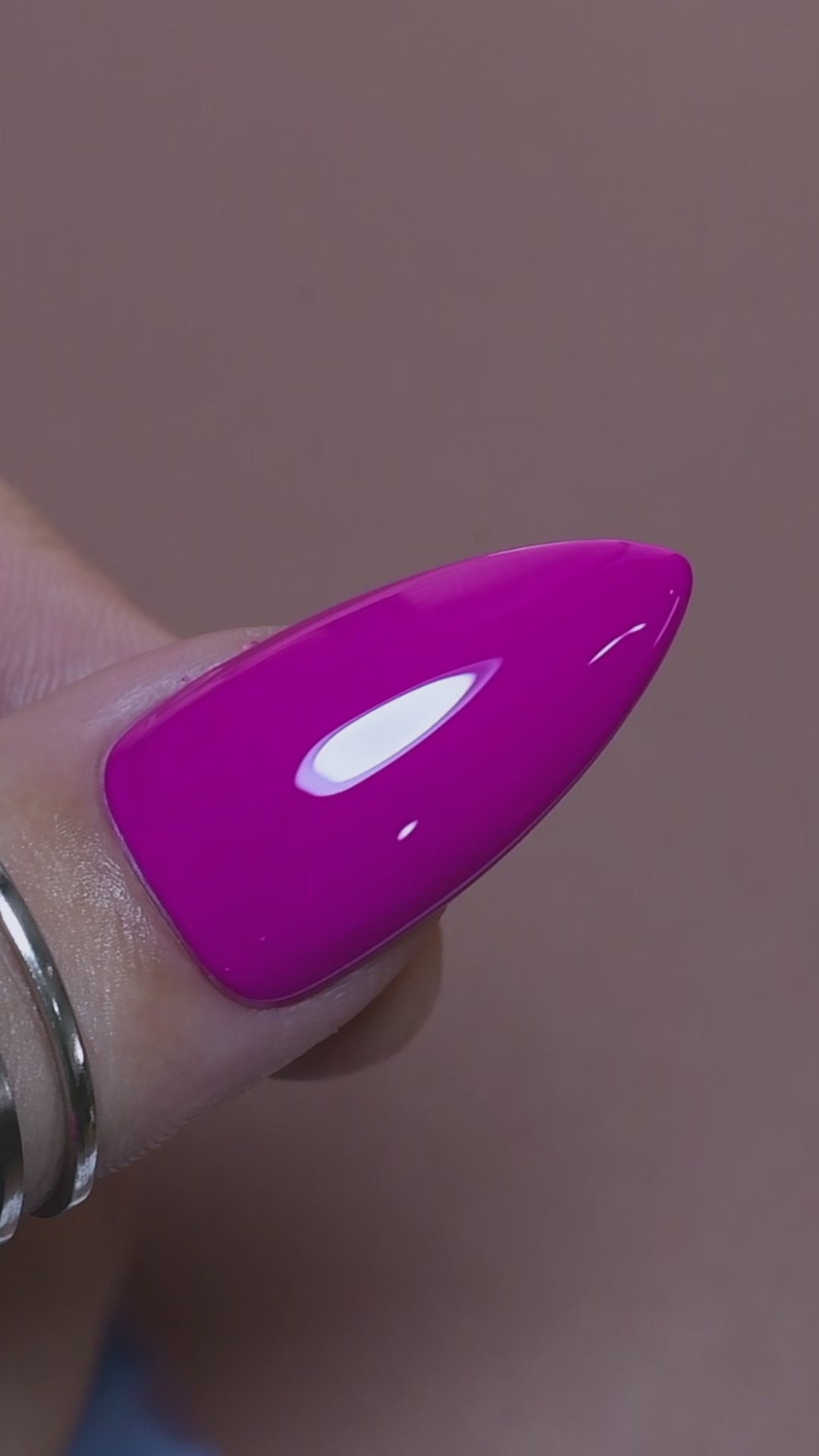 calyx london uv gel polish daphnes purple 